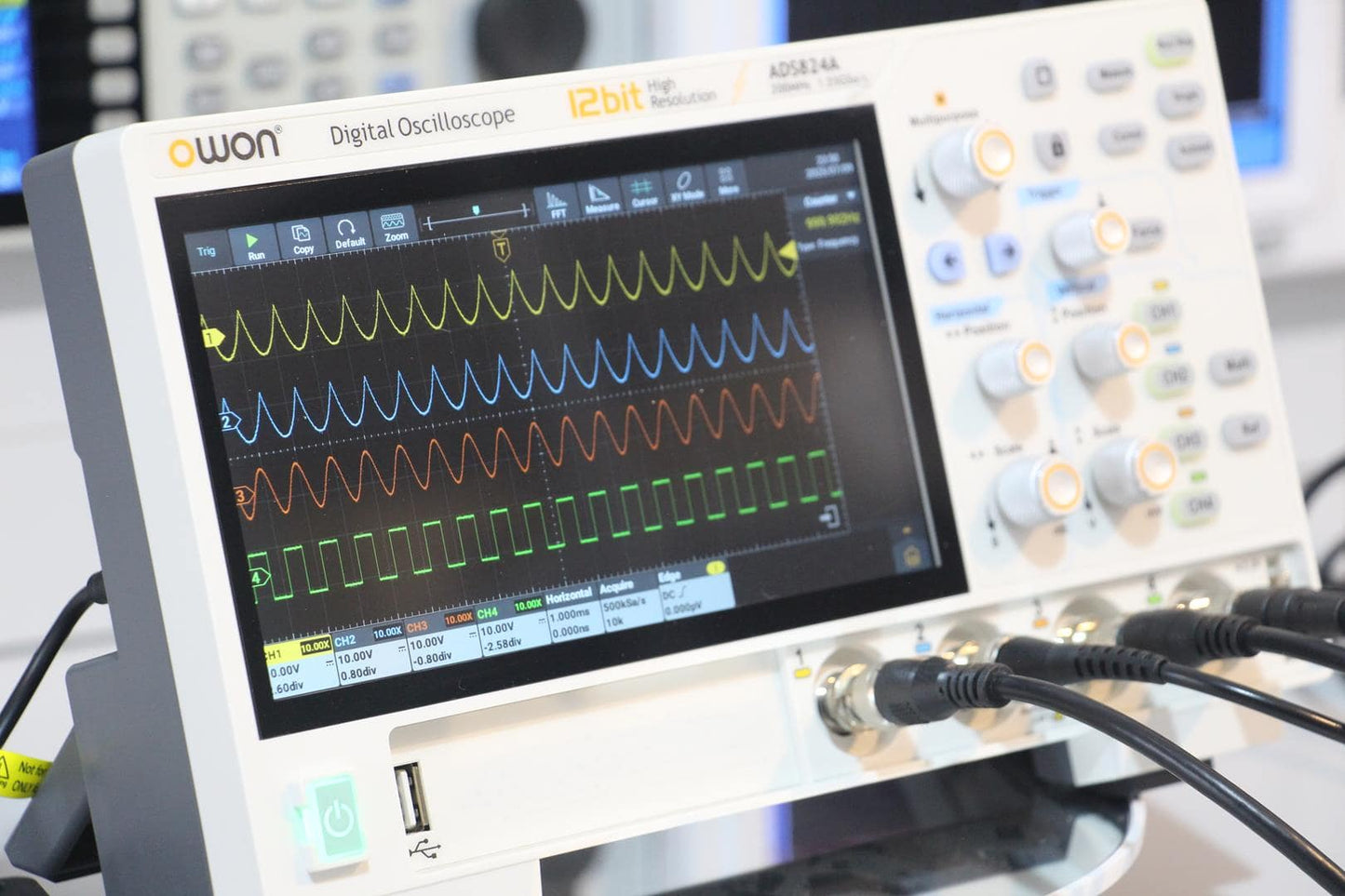 Owon ADS824A Oscilloscope – 200 MHz, 4 Channels, 12-Bit, 7" Touchscreen
