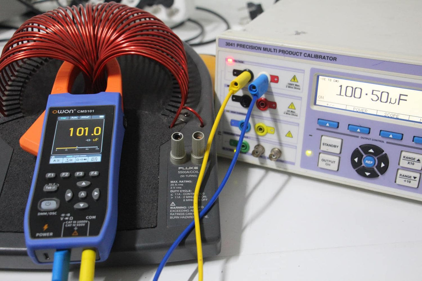 Owon CMS101 Clamp Meter with Oscilloscope – 1 kHz Bandwidth, 1000 A, 1000 V