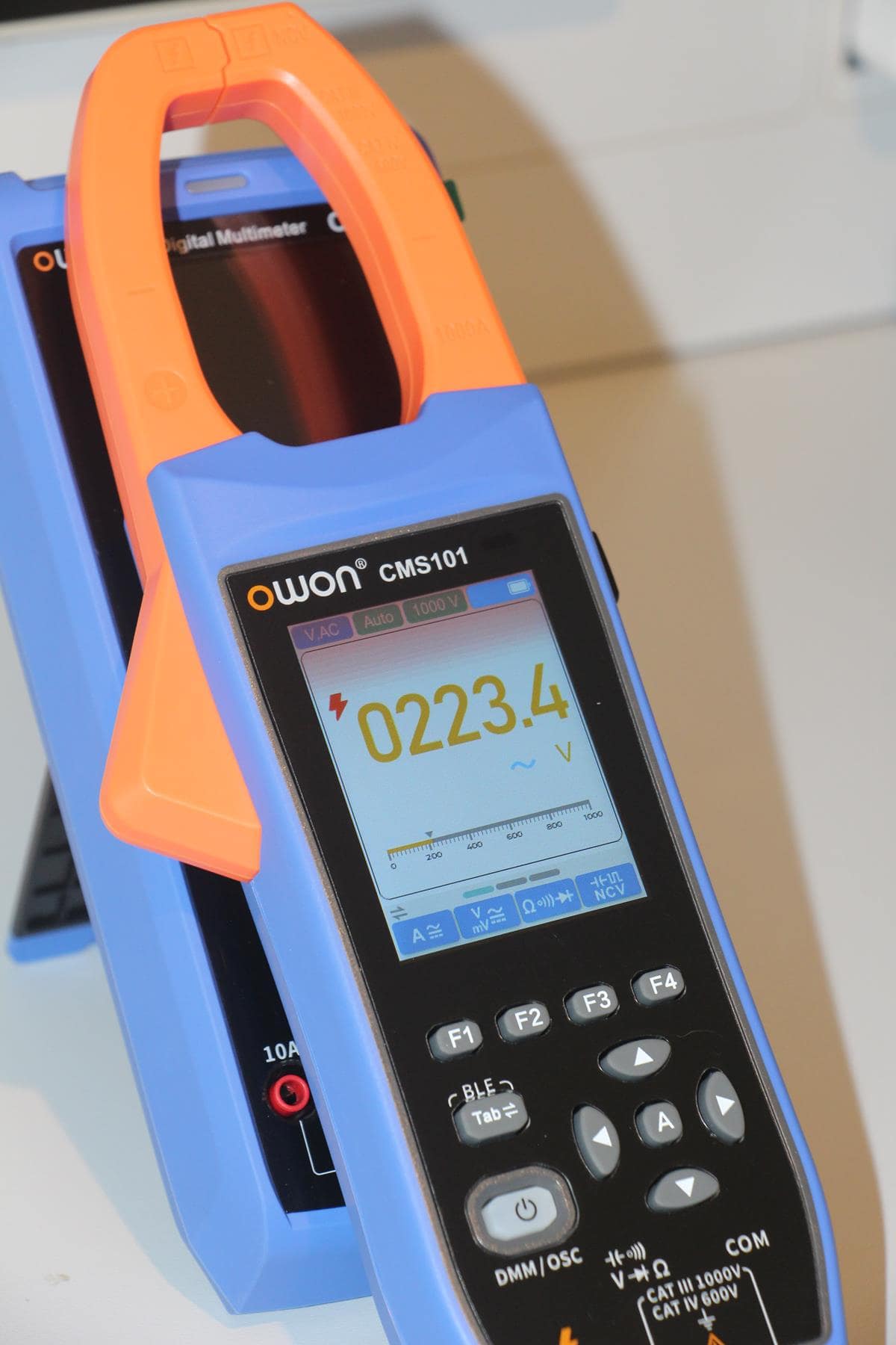 Owon CMS101 Clamp Meter with Oscilloscope – 1 kHz Bandwidth, 1000 A, 1000 V