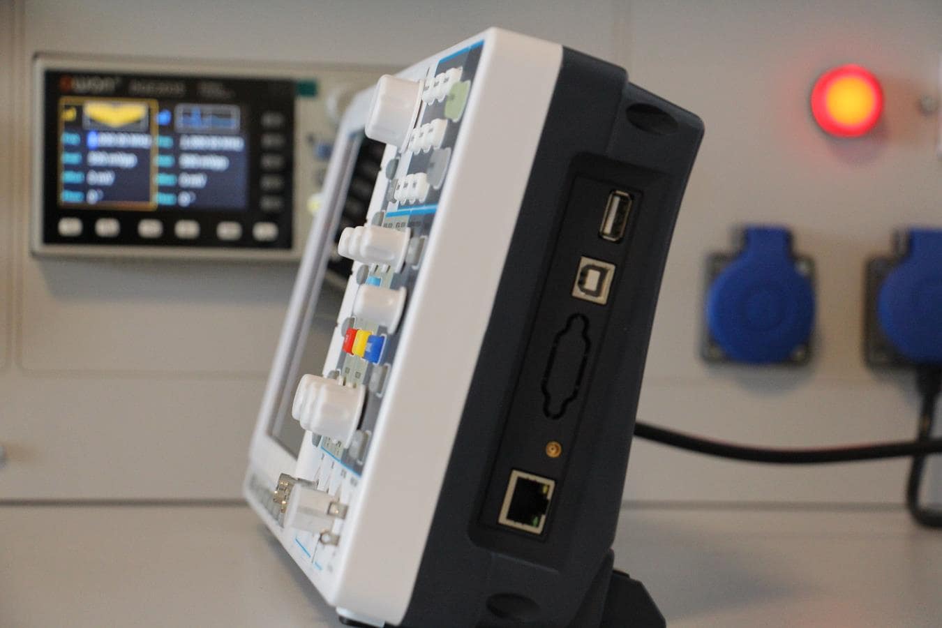 Owon SDS7102E Digital Oscilloscope – 100 MHz, 2 Channels, 8" Display