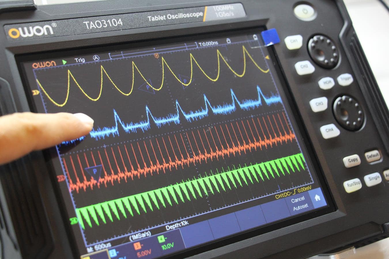 Owon TAO3104 Tablet Oscilloscope – 4CH, 100MHz