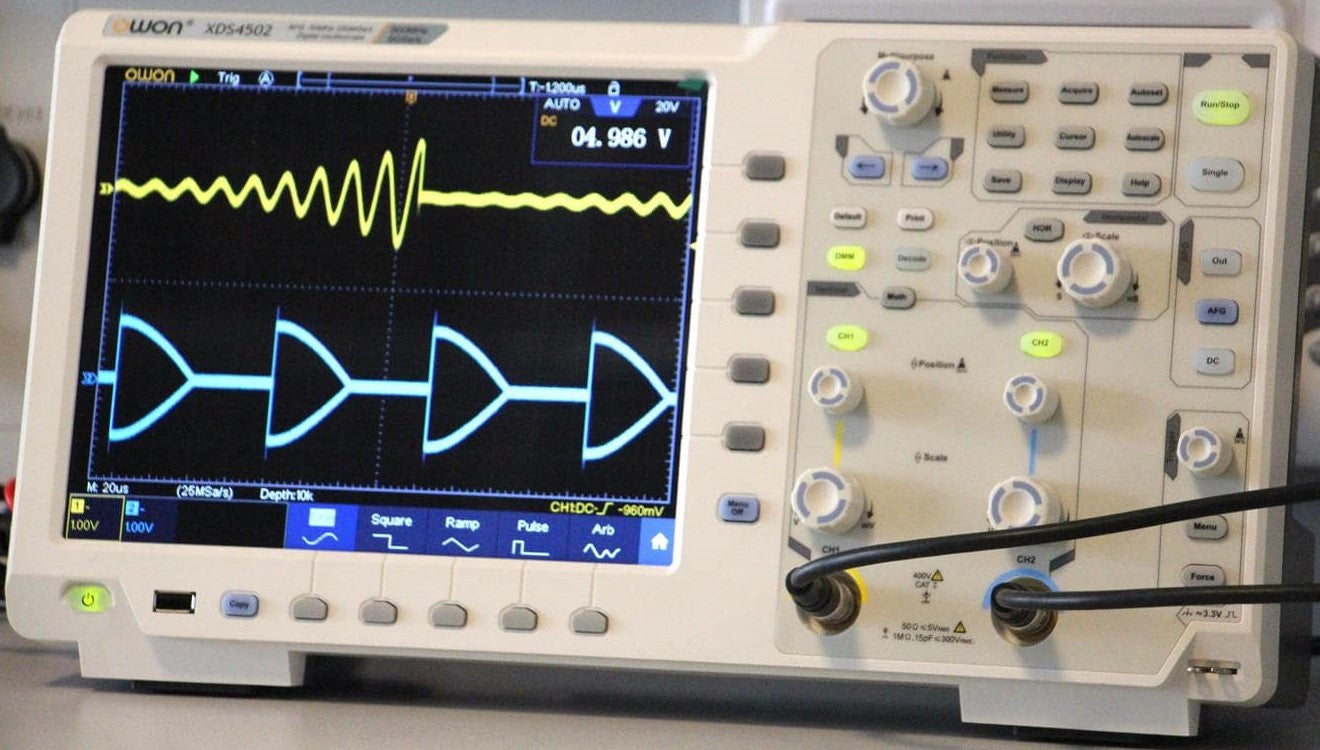 OWON XDS4502 Oscilloscope – 500 MHz, 2 Channels, 10.4" Touchscreen (Full Package)