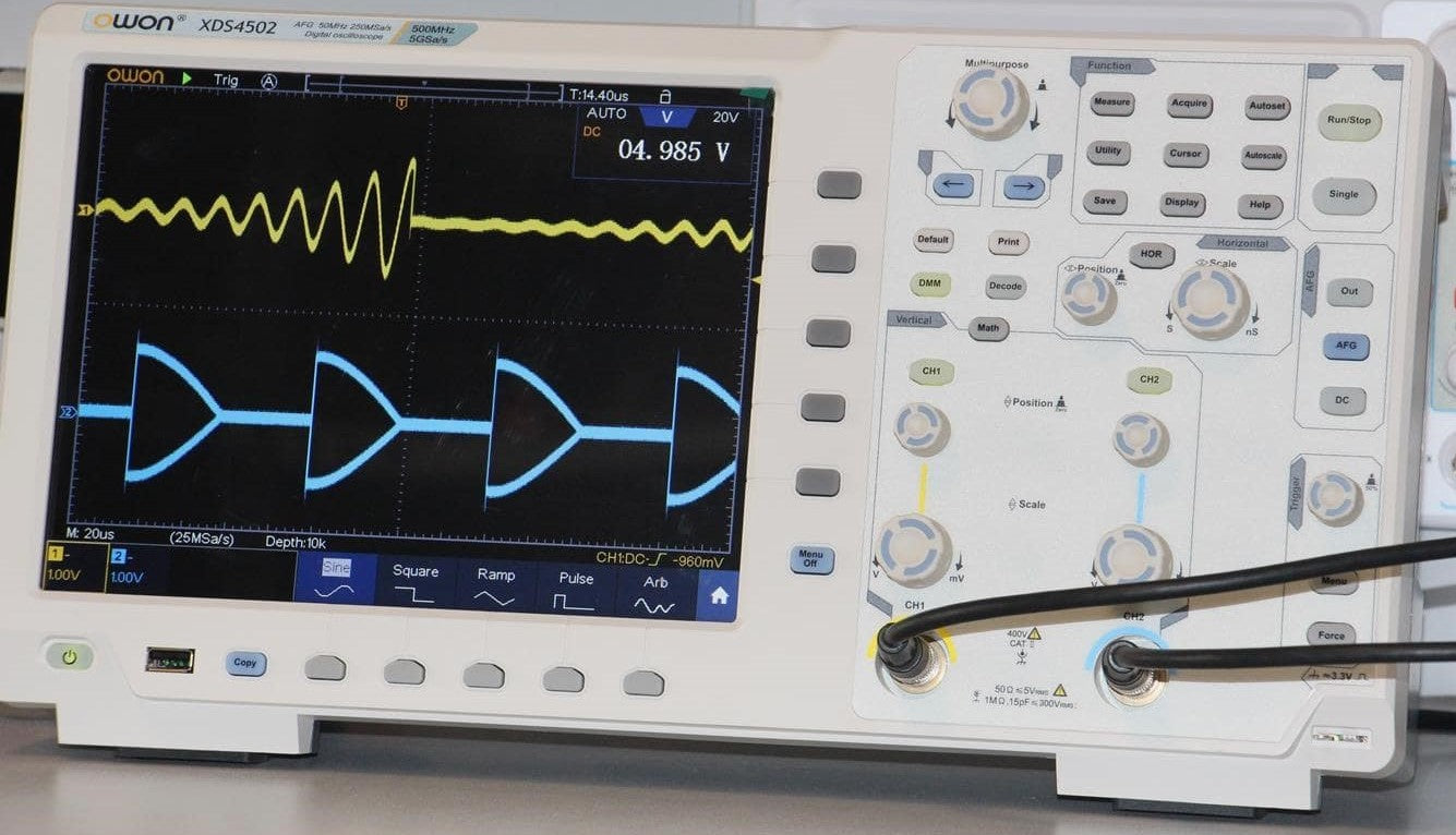 OWON XDS4502 Oscilloscope – 500 MHz, 2 Channels, 10.4" Touchscreen (Full Package)